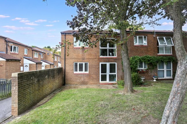 9 Moss Gardens, Hemlington, Middlesbrough, Cleveland, TS8 9NE 8