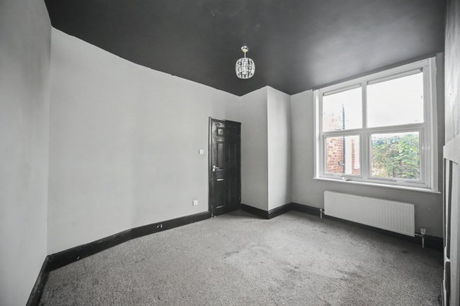 15A Lorraine Avenue, Preston, Lancashire, PR2 3BL 6