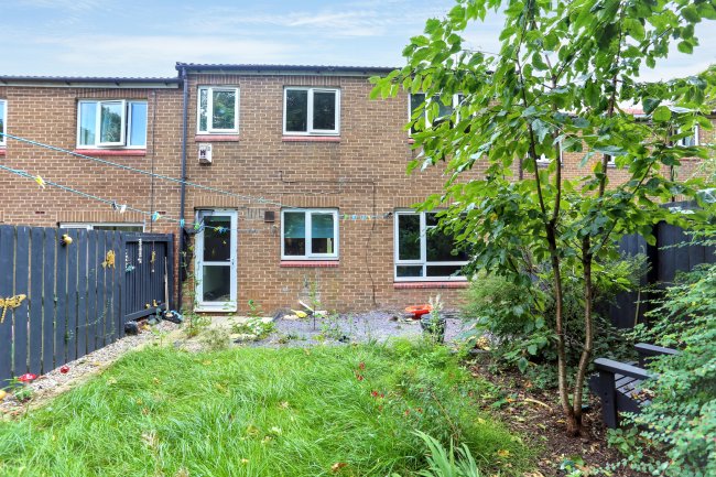 9 Miniott Walk, Hemlington, Middlesbrough, Cleveland, TS8 9NA 9