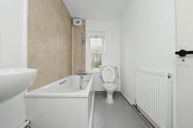 Flat 3, 27 Sussex Place, St Pauls, Bristol, BS2 9QN 8