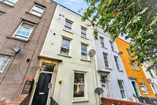 Flat 3, 27 Sussex Place, St Pauls, Bristol, BS2 9QN 8