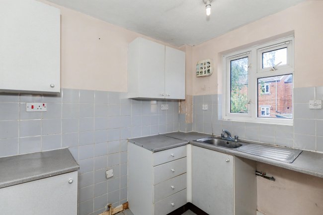 Flat 21, Mahew Court, Emmerton Road, Kempston, Bedfordshire, MK42 8QX 8