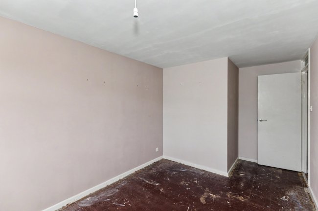 Flat 8, Mahew Court, Emmerton Road, Kempston, Bedfordshire, MK42 8QX 9