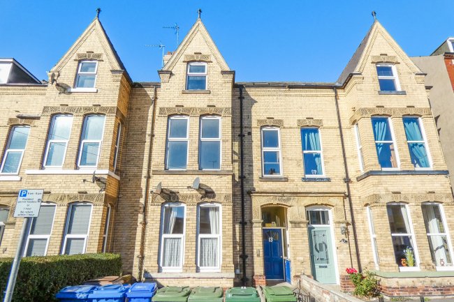 Flat 2, 13 Flamborough Road, Bridlington, East Yorkshire, YO15 2HU 10