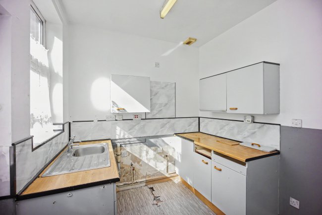 Flat 1, 11 Peace Street, Daubhill, Bolton, Greater Manchester, BL3 5LJ 1