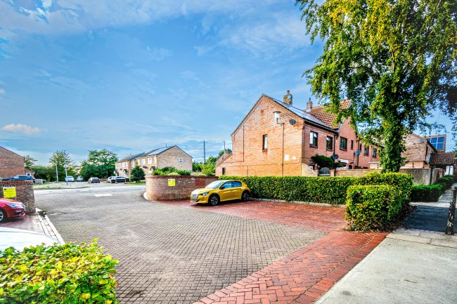 17 Fishers Close, Costessey, Norwich, NR5 0QH 5