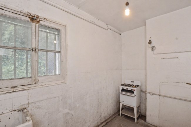 4 Nelsons Row, Clapham, London, SW4 7JT 4
