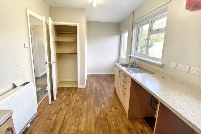 7 Dauntsey Road, Great Somerford, Chippenham, Wiltshire, SN15 5HT 4