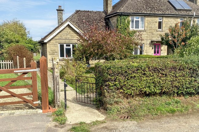 7 Dauntsey Road, Great Somerford, Chippenham, Wiltshire, SN15 5HT 4