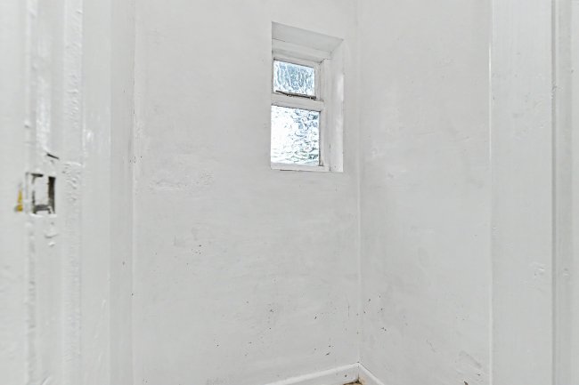 176 Sandwell Street, Walsall, West Midlands, WS1 3EQ 1