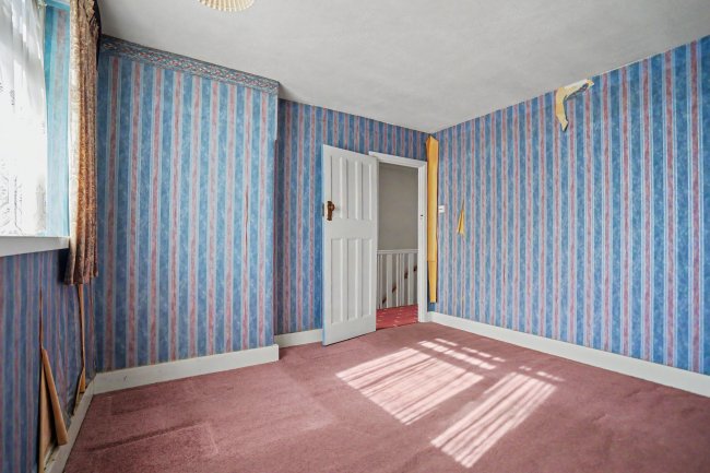 62 Penrith Road, Thornton Heath, Surrey, CR7 8PL 1