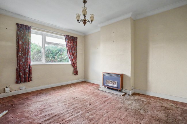 62 Penrith Road, Thornton Heath, Surrey, CR7 8PL 1