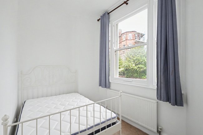 Flat 2, 80 Goldhurst Terrace, South Hampstead, London NW6 3HS 2