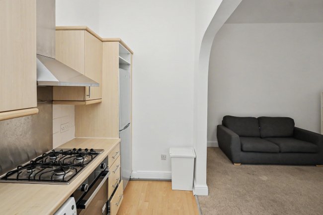 Flat 2, 80 Goldhurst Terrace, South Hampstead, London NW6 3HS 2