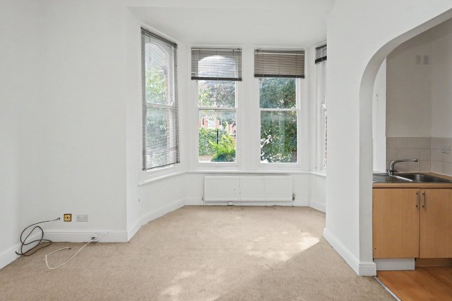 Flat 2, 80 Goldhurst Terrace, South Hampstead, London NW6 3HS 2