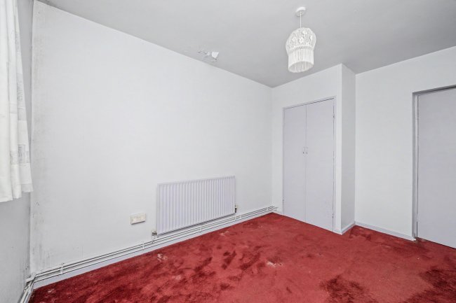 32 Innes Gardens, Putney, London, SW15 3AB 10