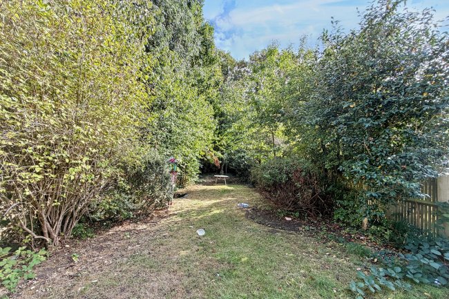 64 Dukes Avenue, Muswell Hill, London N10 2PU 2