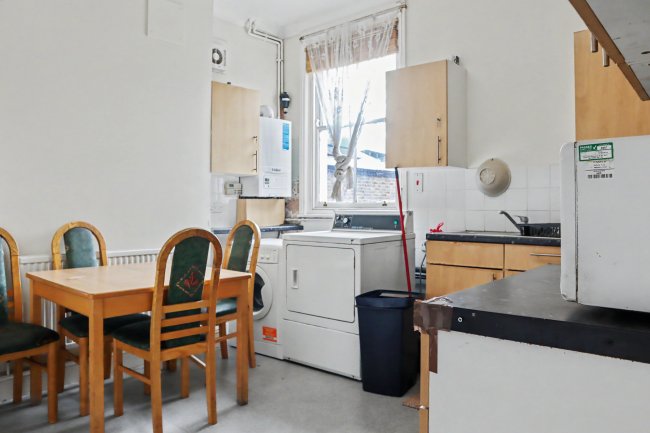 178 Boundaries Road, Balham, London, SW12 8HF 3
