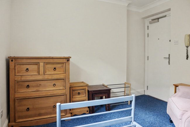 178 Boundaries Road, Balham, London, SW12 8HF 3