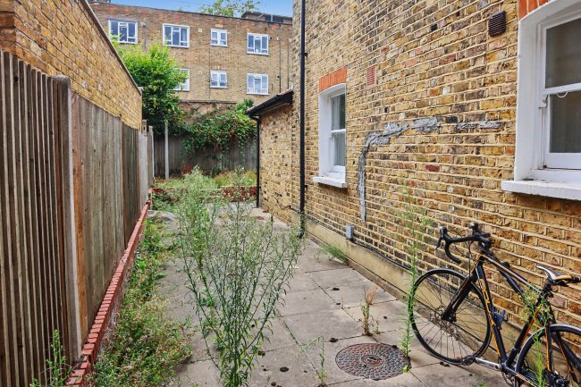 178 Boundaries Road, Balham, London, SW12 8HF 3