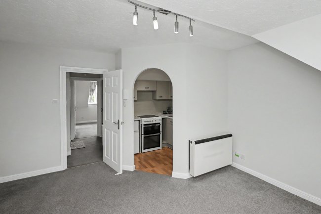 Flat 38, Rochester Drive, Watford, Hertfordshire, WD25 9BJ 7