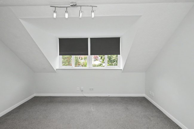 Flat 38, Rochester Drive, Watford, Hertfordshire, WD25 9BJ 7