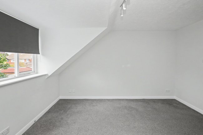 Flat 38, Rochester Drive, Watford, Hertfordshire, WD25 9BJ 7