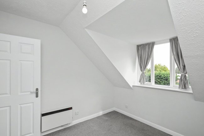 Flat 38, Rochester Drive, Watford, Hertfordshire, WD25 9BJ 7