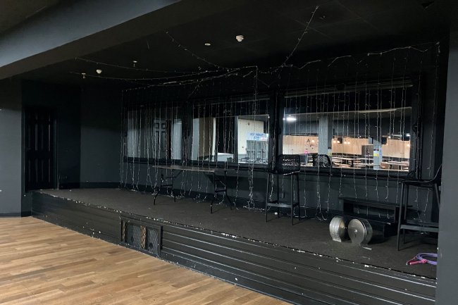 The Pocket Sports Bar, Bank Street, Mexborough, S64 9QD 4