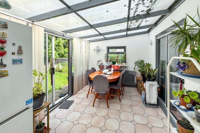 128 Herons Wood, Harlow, Essex, CM20 1RU 5