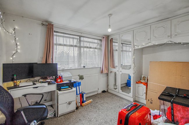 119 Worlds End Lane, Enfield, EN2 7RG 7