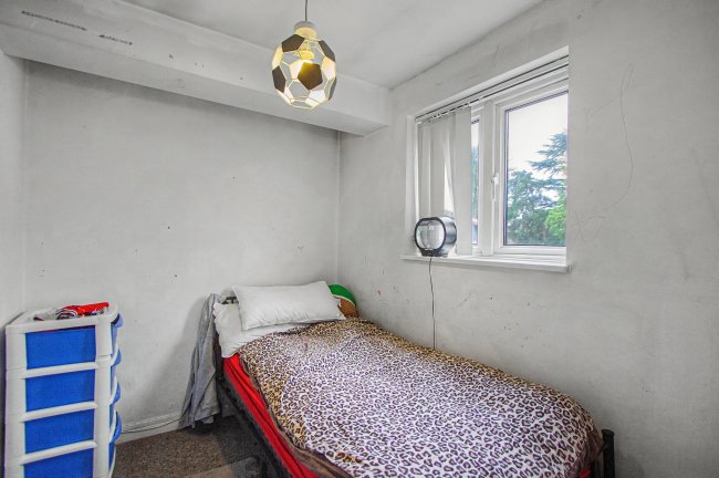 119 Worlds End Lane, Enfield, EN2 7RG 7