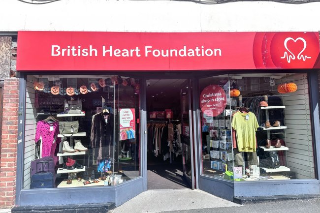124 Central Road, Worcester Park, KT4 8HT 3