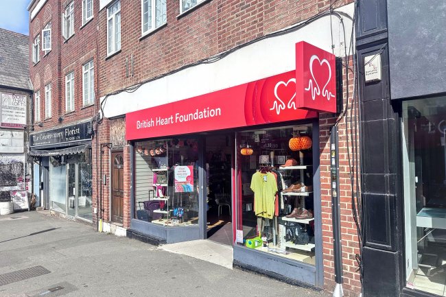 124 Central Road, Worcester Park, KT4 8HT 3