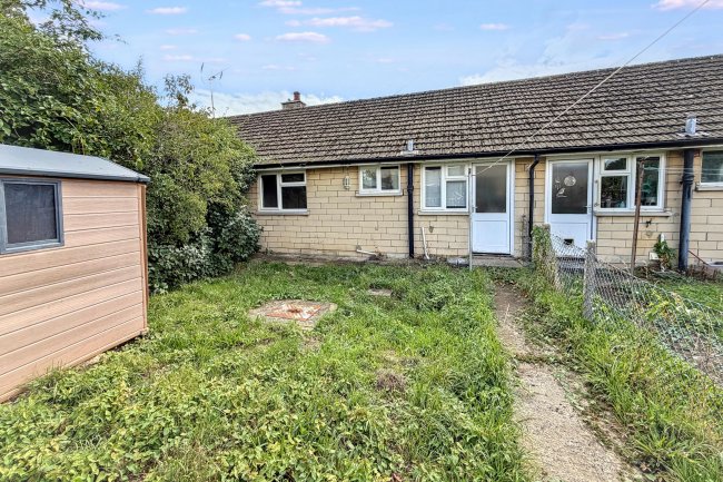 38 Allington Way, Chippenham, Wiltshire, SN14 0JT 6