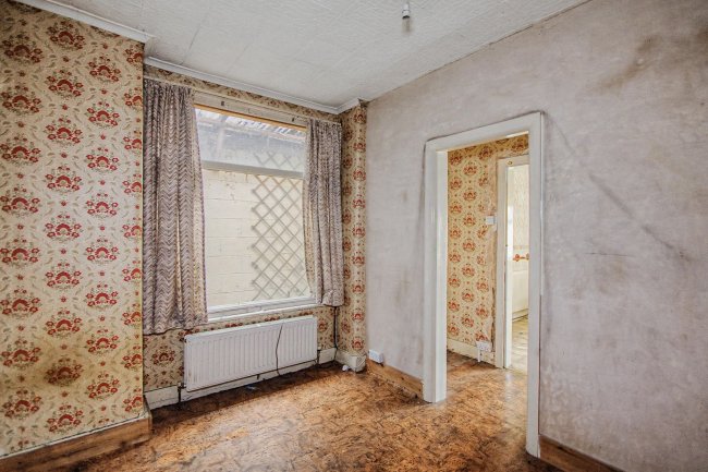 199 Norman Road, Leytonstone, London E11 4RJ 4