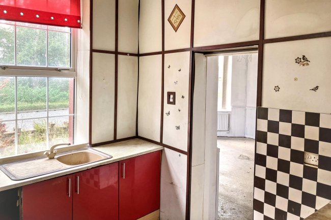 1 South Lodge, Orton Park, Carlisle, Cumbria, CA5 6JX 4