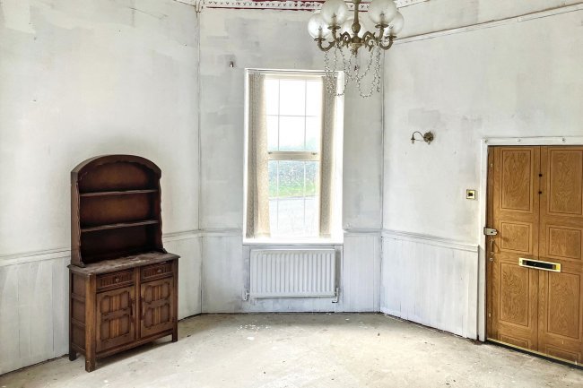 1 South Lodge, Orton Park, Carlisle, Cumbria, CA5 6JX 4