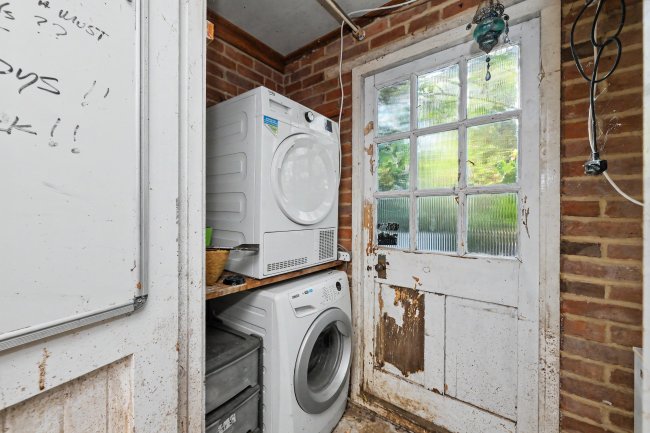 Heath Farm Cottage, Patmore Heath, Albury, Ware, Hertfordshire, SG11 2LT 57
