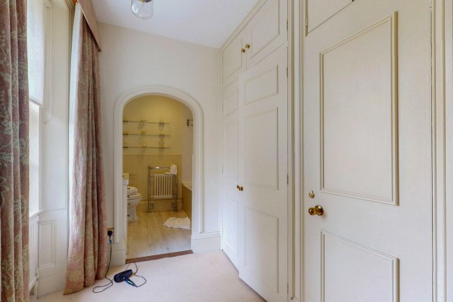 Ryde House, Angel Street, Petworth, GU28 0BG 10