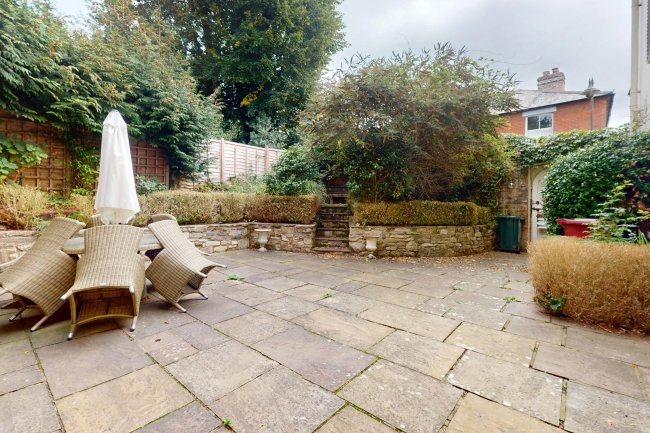 Ryde House, Angel Street, Petworth, GU28 0BG 10
