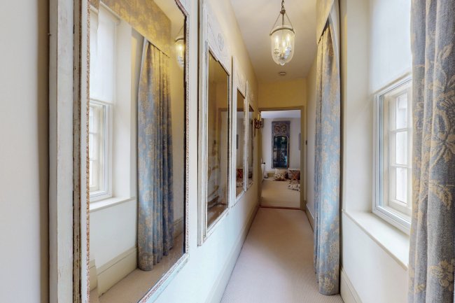 Ryde House, Angel Street, Petworth, GU28 0BG 10
