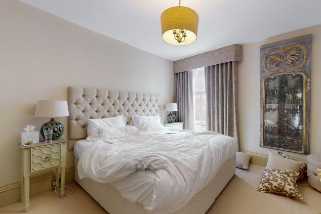 Ryde House, Angel Street, Petworth, GU28 0BG 10