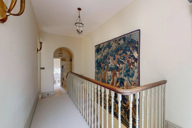 Ryde House, Angel Street, Petworth, GU28 0BG 10