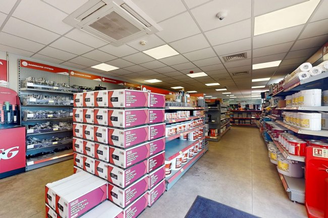 71 Windmill Road, Luton LU1 3XL 4