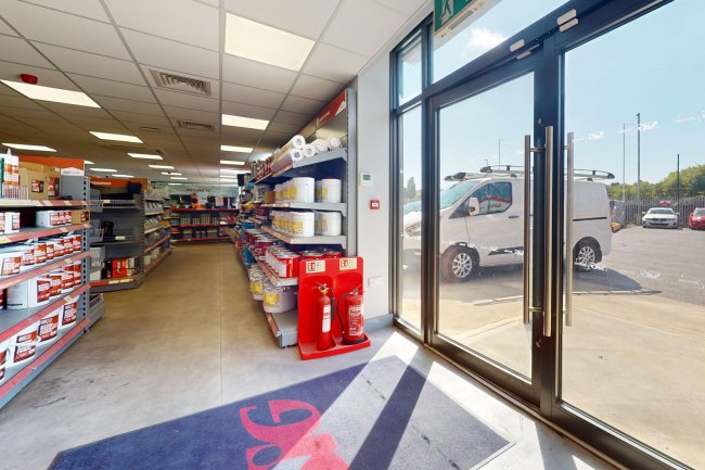 71 Windmill Road, Luton LU1 3XL 4