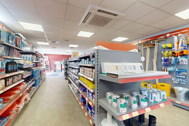 71 Windmill Road, Luton LU1 3XL 4