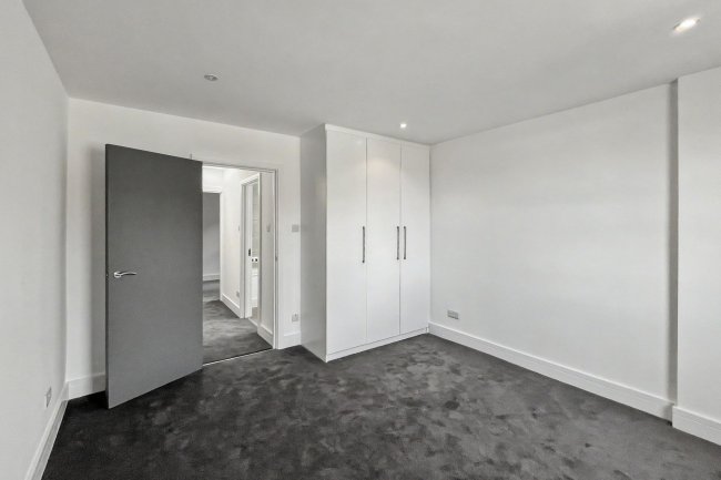 198 Upper Richmond Road West, London SW14 8AN 6