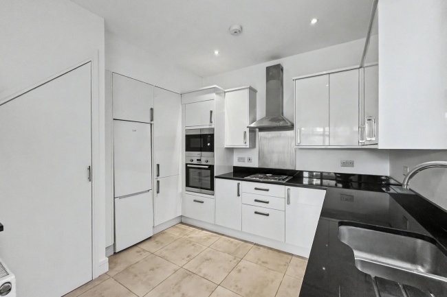 198 Upper Richmond Road West, London SW14 8AN 6