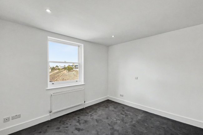 198 Upper Richmond Road West, London SW14 8AN 6